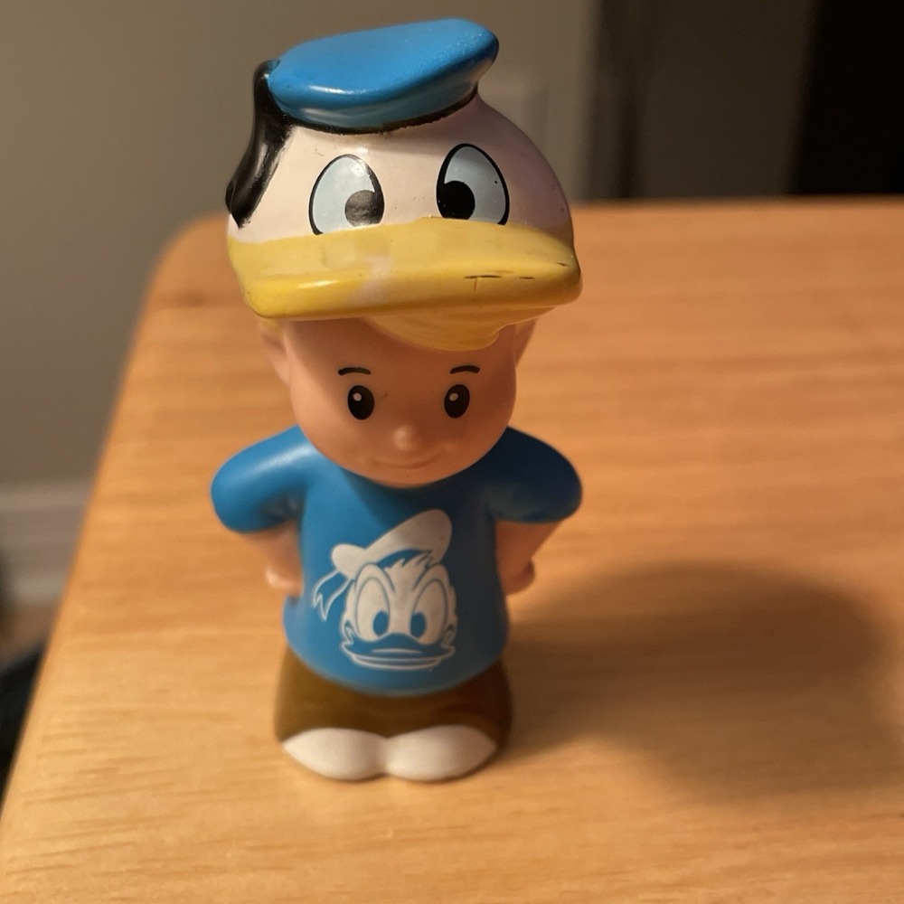 Fisher Price Little People Eddie Disney Boy Donald Duck Shirt Hat RARE Figure